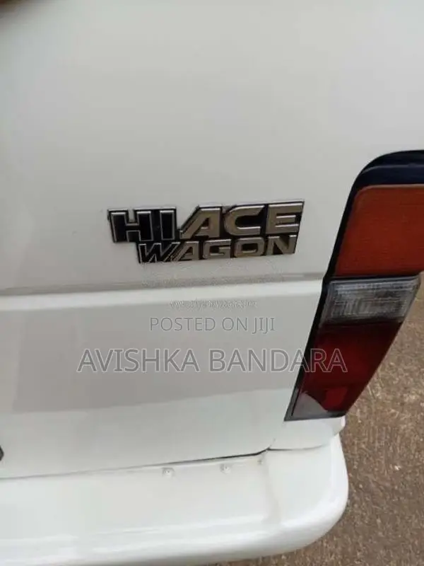 Toyota HIACE 1988 Van (Used)
