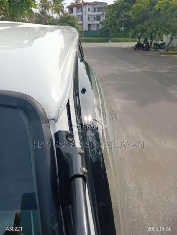 Toyota HIACE LH102 1992 Van (Used)