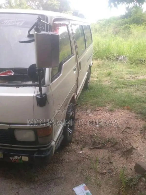 Toyota Lh61 1988 Van (Used)