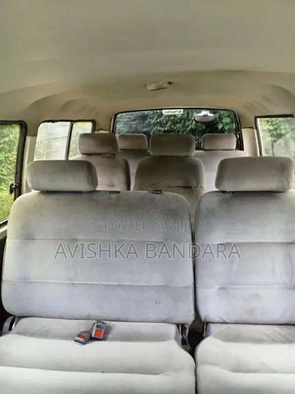 Toyota HIACE 1988 Van (Used)