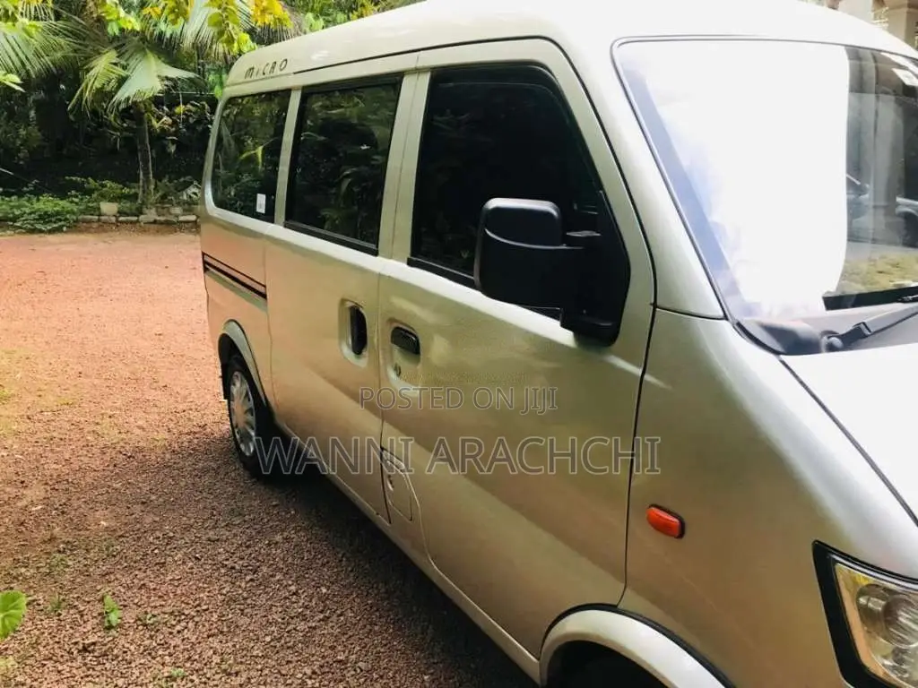 Micro Junior 2015 Van (Used)