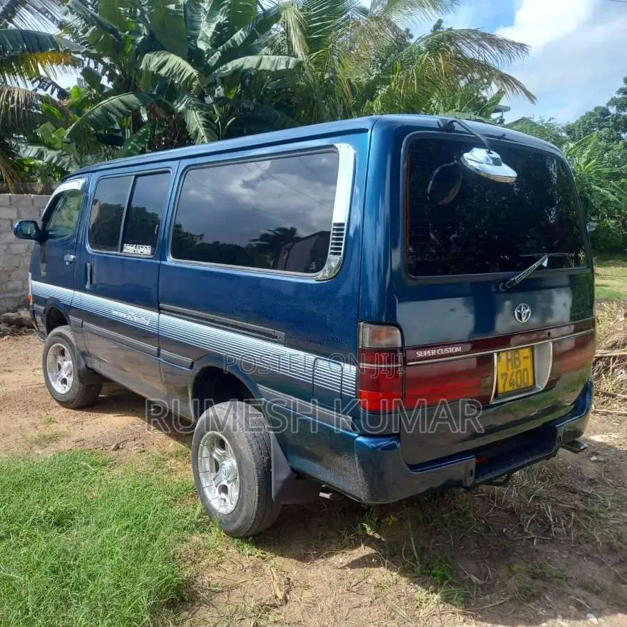 Toyota Hiace 1998 Van (Used)