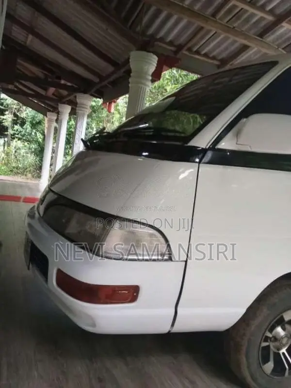 Toyota CR27 1993 Van (Used)