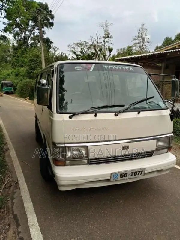 Toyota HIACE 1988 Van (Used)