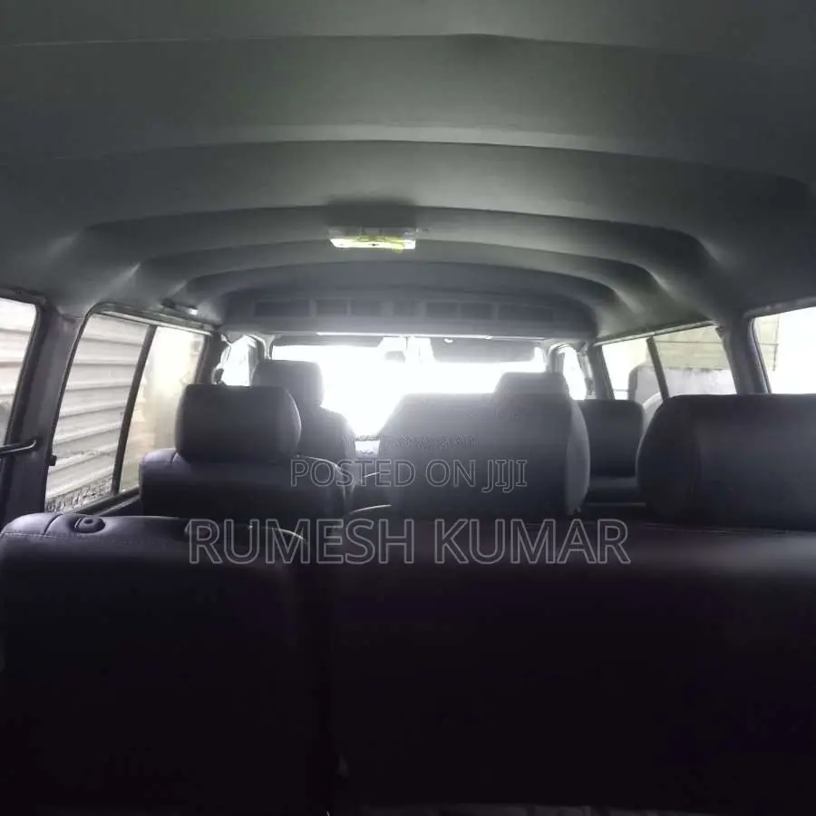 Toyota Hiace 1998 Van (Used)