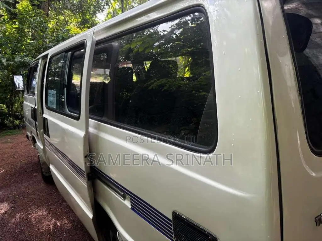 Toyota Lh30 1985 Van (Used)