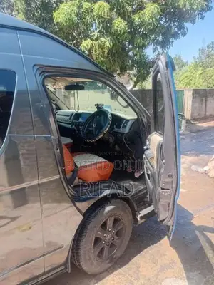 Micro Tourer 2013 Van (Used)