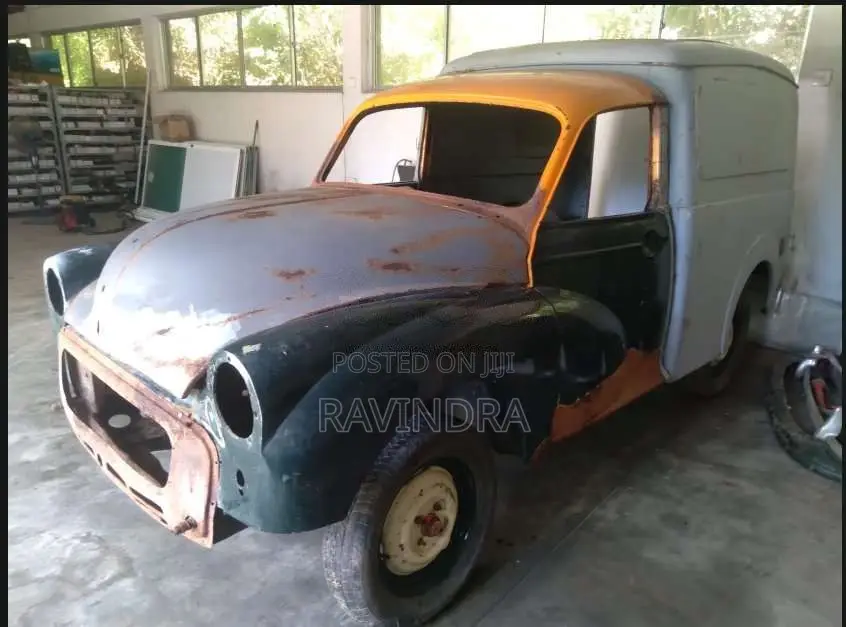 Morris Panel 1971 Van (Used)