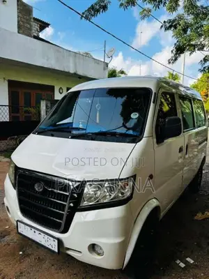 Micro Mpv 2015 Van (Used)