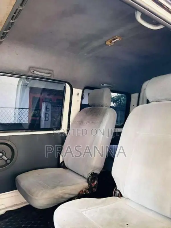 Micro Mpv 2015 Van (Used)