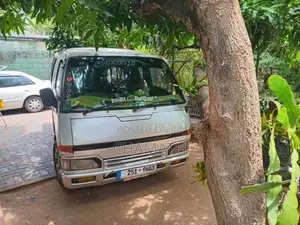 Isuzu Fargo 1995 Van (Used)