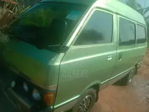 Nissan Vanette 1984 Van (Used)