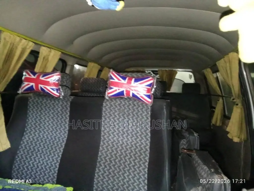 Nissan Caravan 1990 Van (Used)