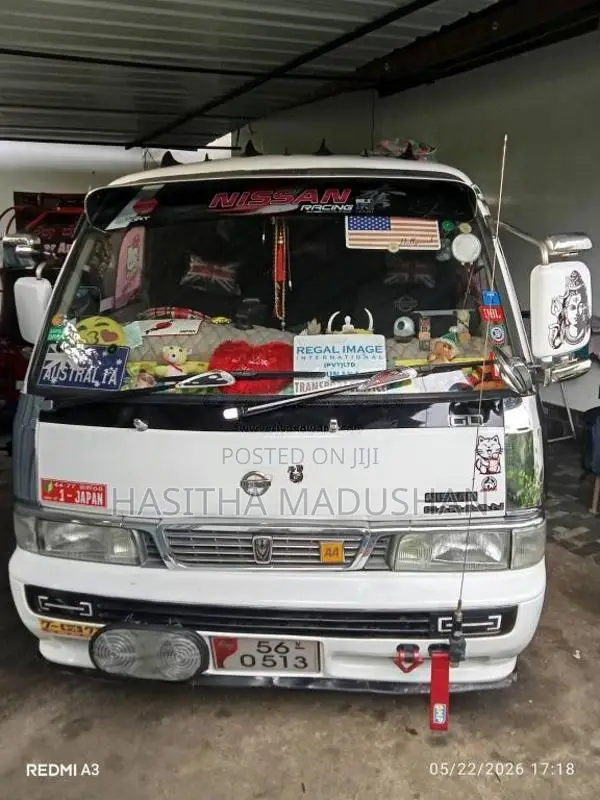 Nissan Caravan 1990 Van (Used)