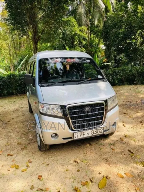 Micro Mpv 2014 Van (Used)