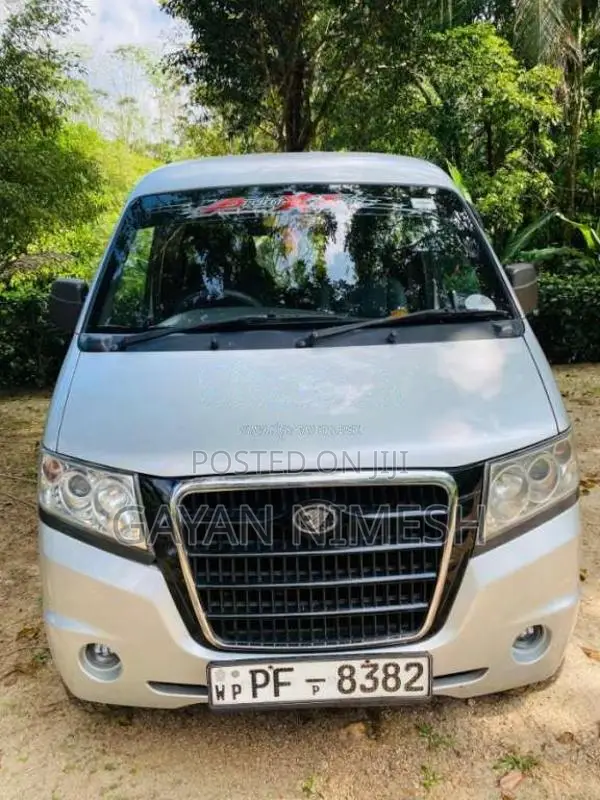 Micro Mpv 2014 Van (Used)