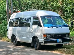 Toyota Shell 1984 Van (Used)