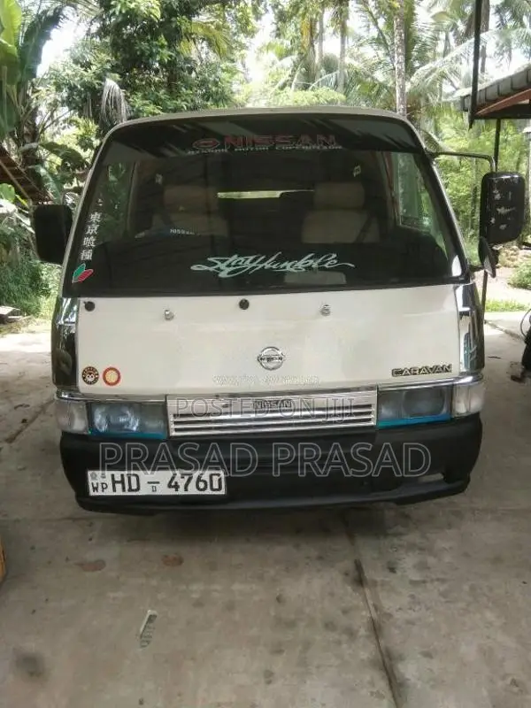 Nissan Caravan 2003 Van (Used)