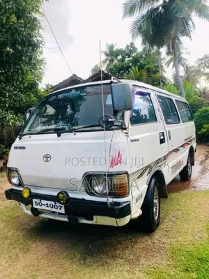 Toyota LH30 1985 Van (Used)