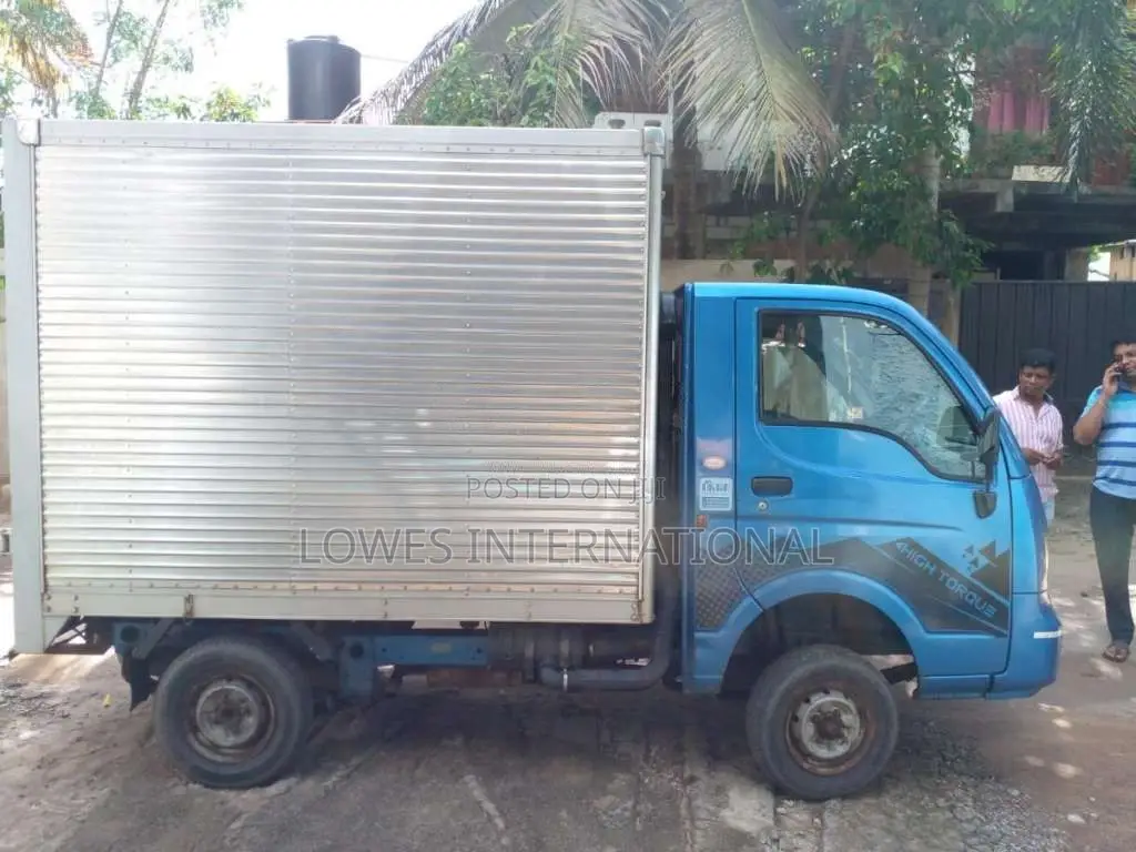 Tata Dimo Batta 2018 Lorry (Used)