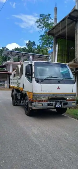 Mitsubishi Tipper Dump Truck 1987 Lorry (Used)