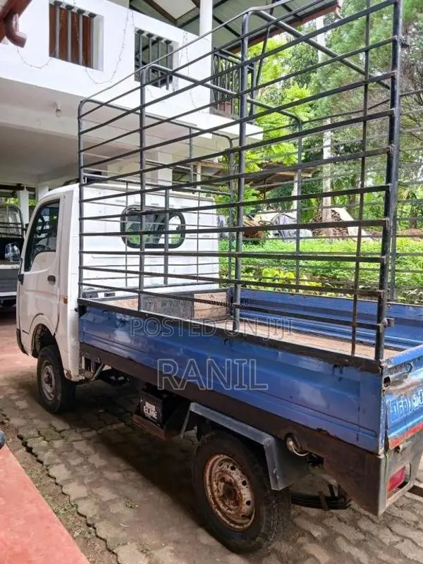 Tata Dimo Batta 2006 Lorry (Used)