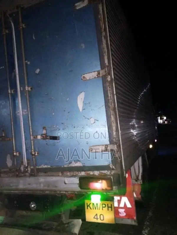 Tata 713 2010 Lorry (Used)