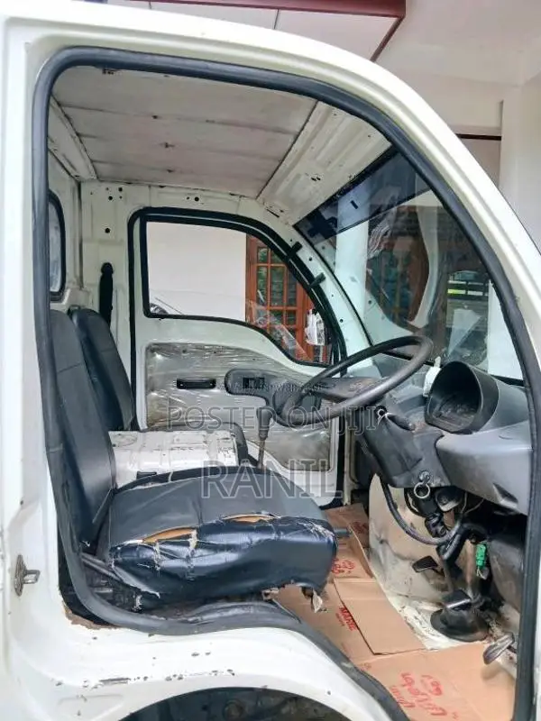 Tata Dimo Batta 2006 Lorry (Used)