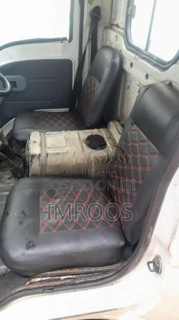Tata Dimo Batta 2006 Lorry (Used)