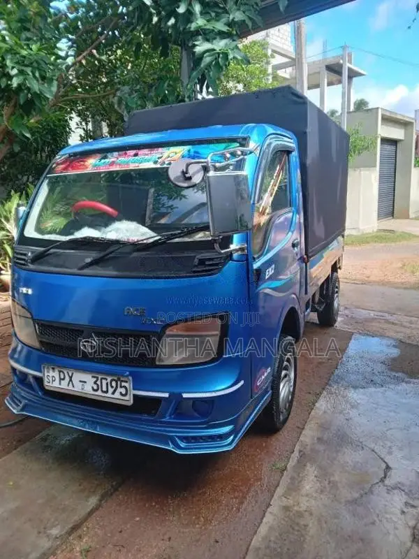 Tata Dimo batta EX2 2014 Lorry (Used)