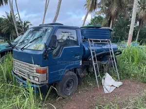 Toyota Dyna 1987 Lorry (Used)