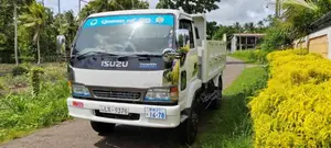Isuzu Juston Forward 2001 Lorry (Used)