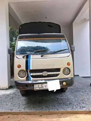 Tata Dimo Batta 2009 Lorry (Used)