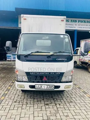 Mitsubishi Canter 2012 Lorry (Used)