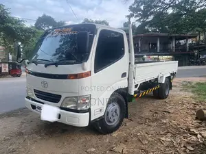 Toyota Dyna 1992 Lorry (Used)