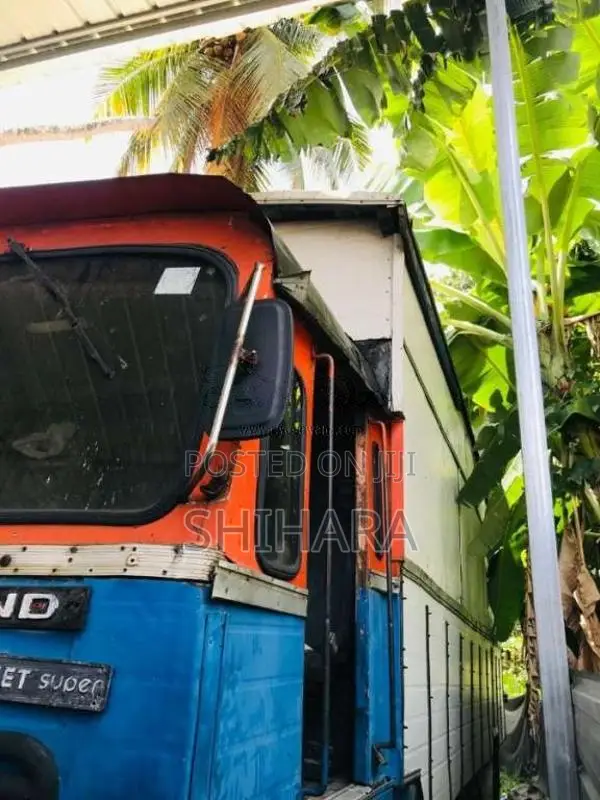 Ashok-Leyland Comet 1998 Lorry (Used)