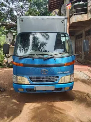 Toyota TOYOACE 2002 Lorry (Used)