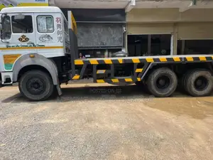 Tata 2518 2015 Lorry (Used)