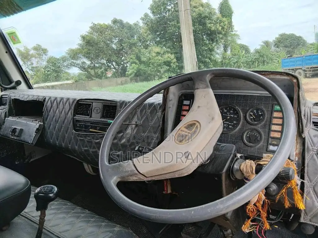 Tata Let 709 2005 Lorry (Used)