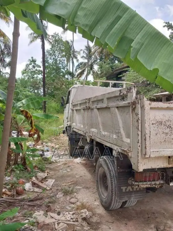 Tata 713 2006 Lorry (Used)
