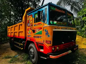 Ashok-Leyland Tipper 2012 Lorry (Used)