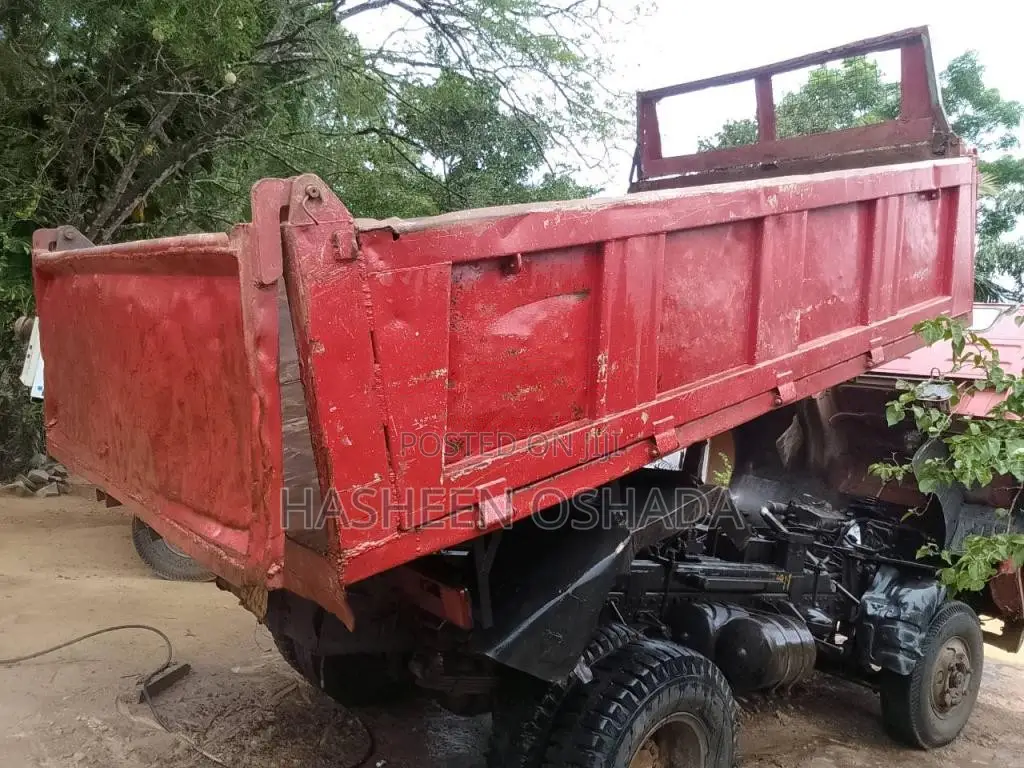 Tata 909 2012 Lorry (Used)