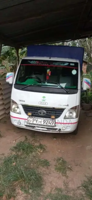 Tata Dimo Lokka 2014 Lorry (Used)