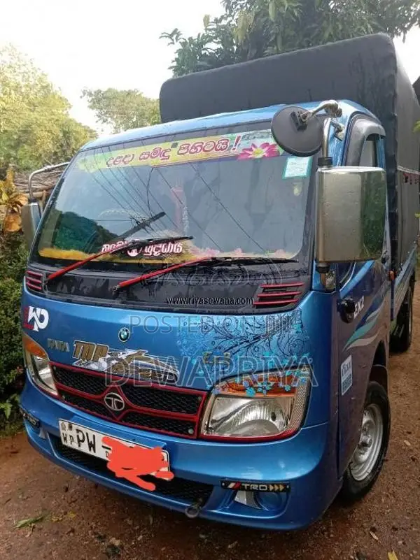 Tata Dimo Batta 2013 Lorry (Used)