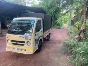 Tata Dimo Batta 2010 Lorry (Used)