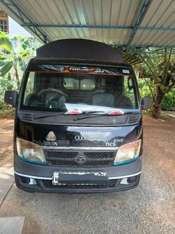 Tata Dimo Batta 2015 Lorry (Used)