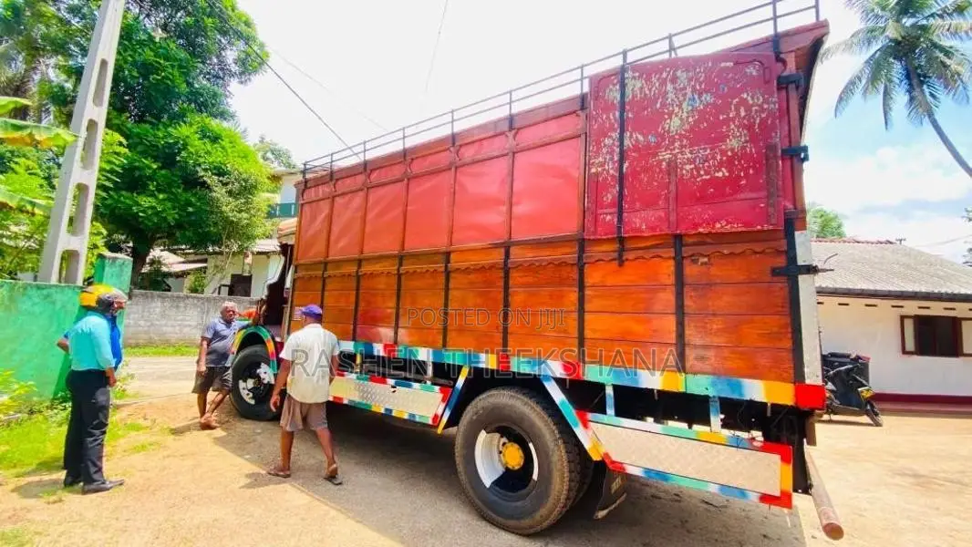 Tata 1613 2005 Lorry (Used)