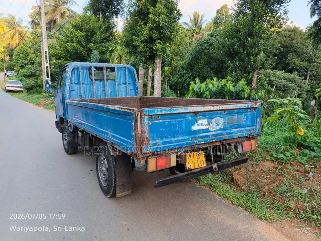 Toyota Toyota 1987 Lorry (Used)