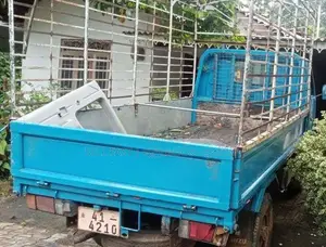 Isuzu ELF 250 1982 Lorry (Used)