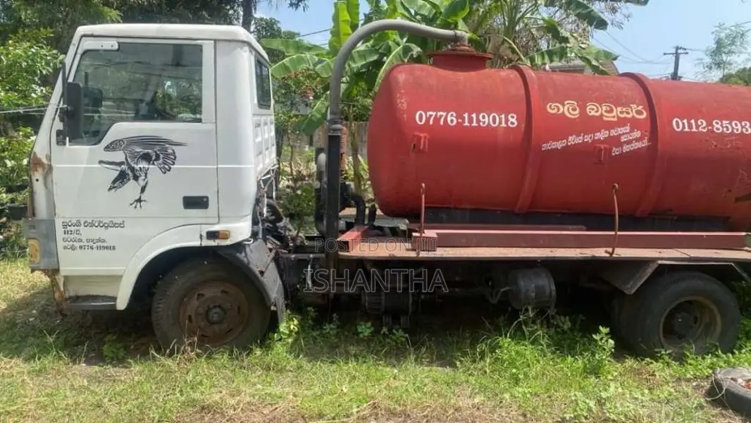 Tata 709 2015 Lorry (Used)